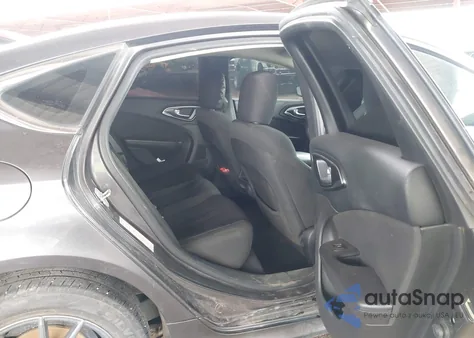 2016 Chrysler 200 Limited z USA, uszkodzony, nr VIN 1C3CCCAB0GN163884